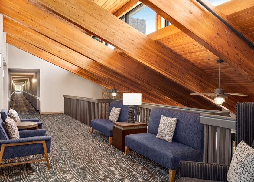 Minnesota Baudette Lobby