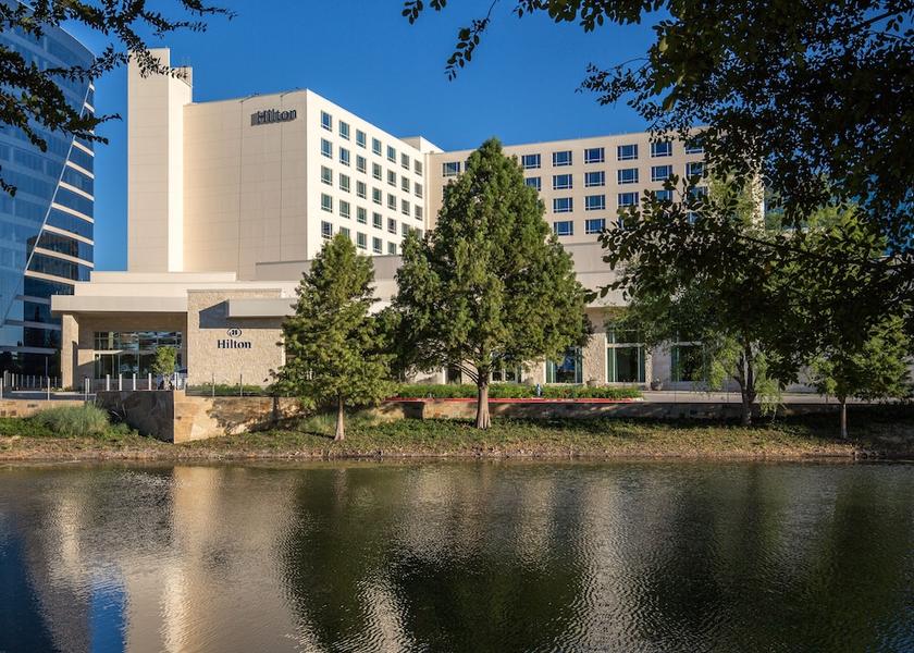 Texas Plano Exterior Detail