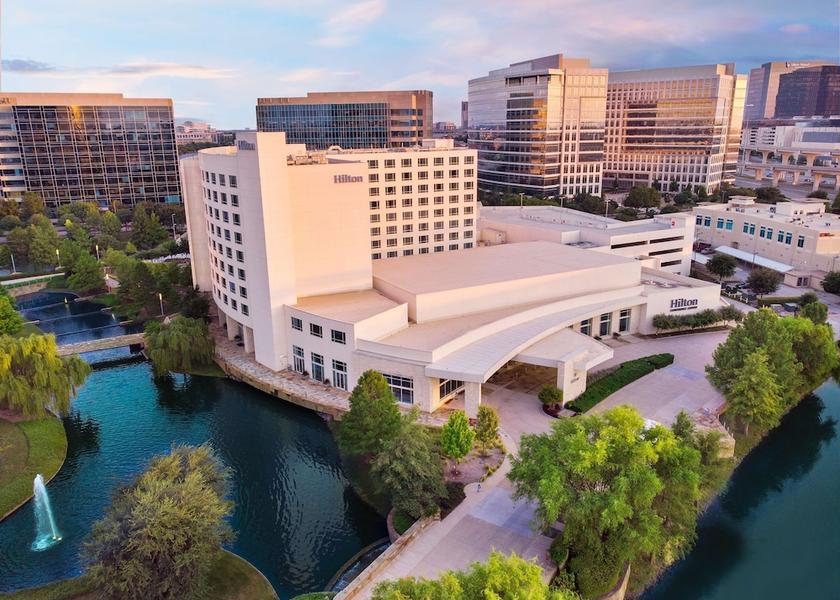 Texas Plano Exterior Detail