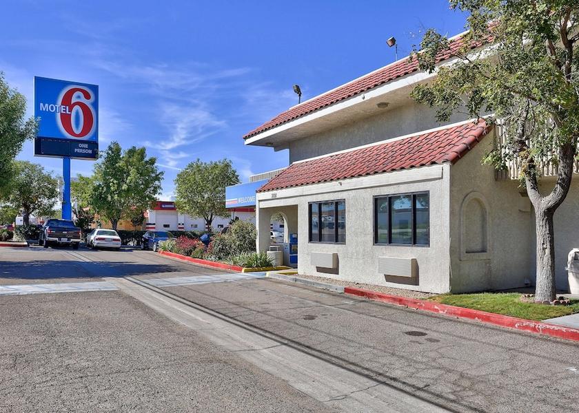 Arizona Kingman Entrance