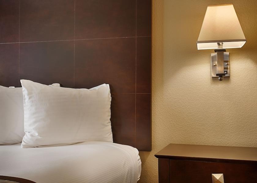 California Arcata Room