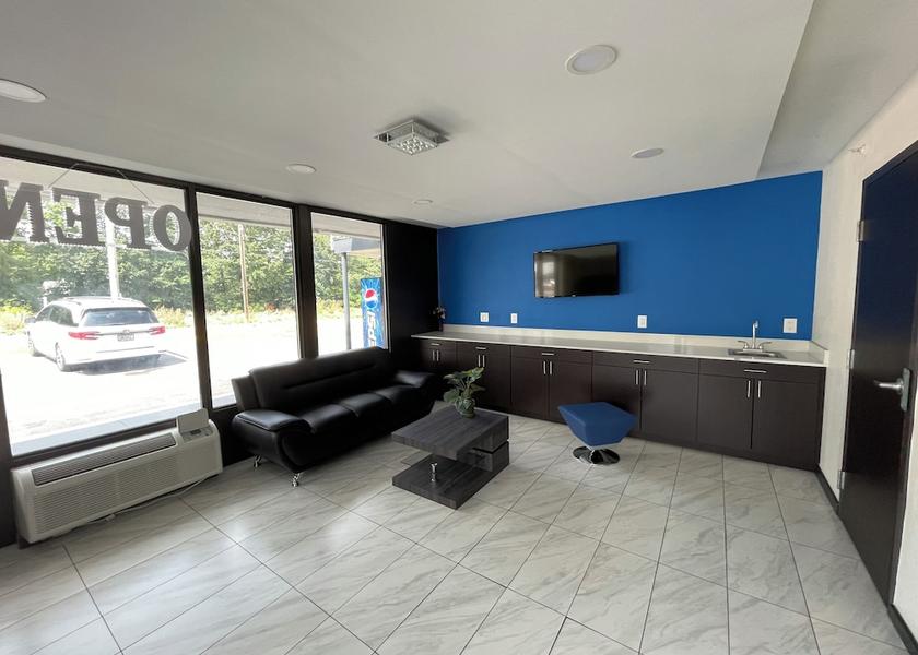 Alabama Decatur Lobby