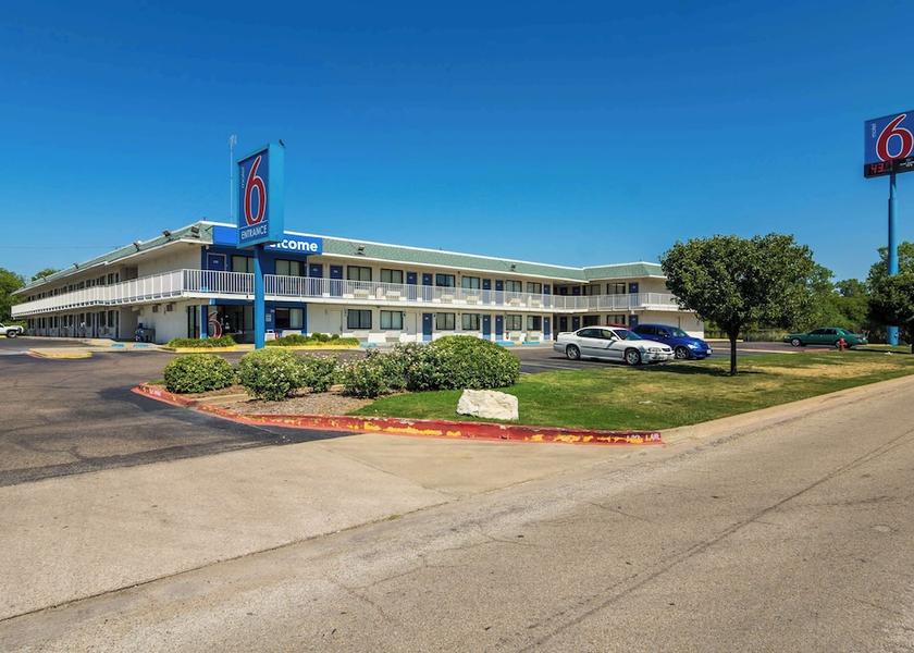 Texas Waco Primary image