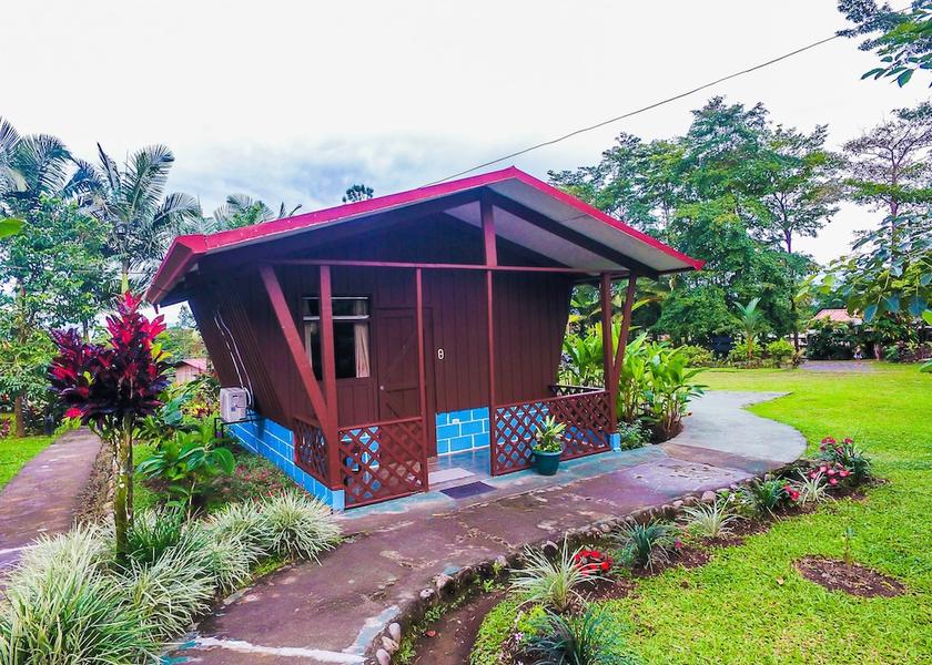 Alajuela La Fortuna Facade