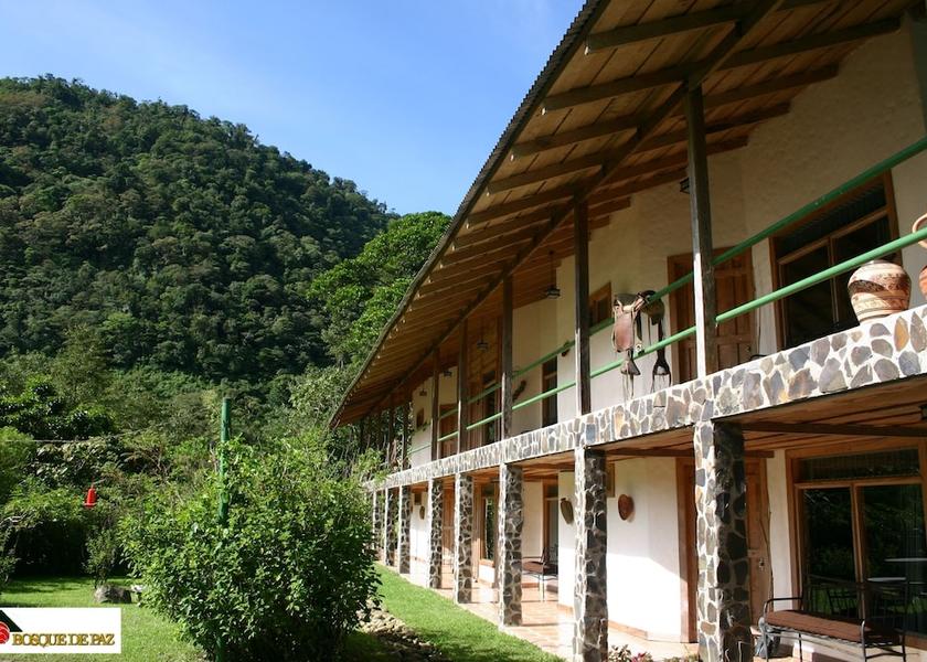 Alajuela Sarchi Norte Facade