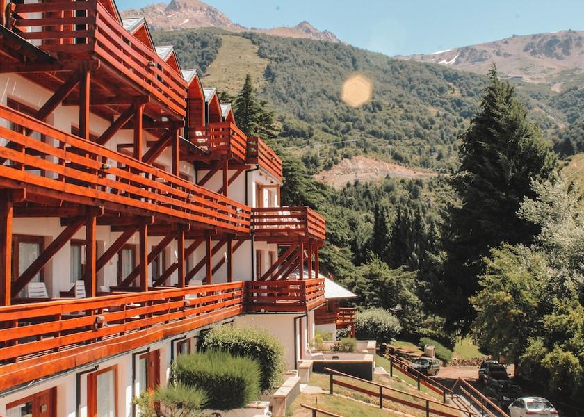  Bariloche Exterior Detail