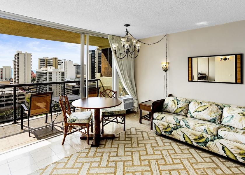 Hawaii Honolulu Living Area