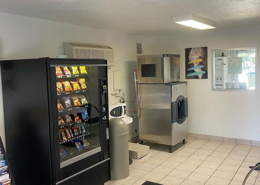 California Davis Snack Bar