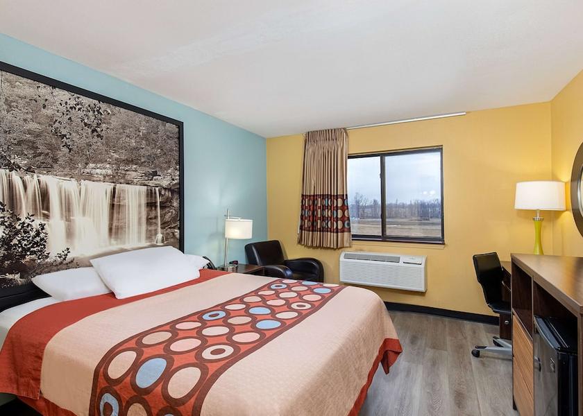 Kentucky Eddyville Room