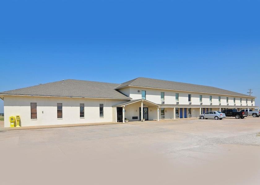 Kansas South Haven Front of property