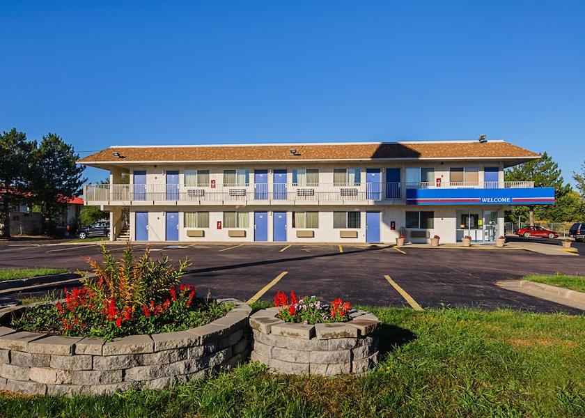 South Dakota Mitchell Facade