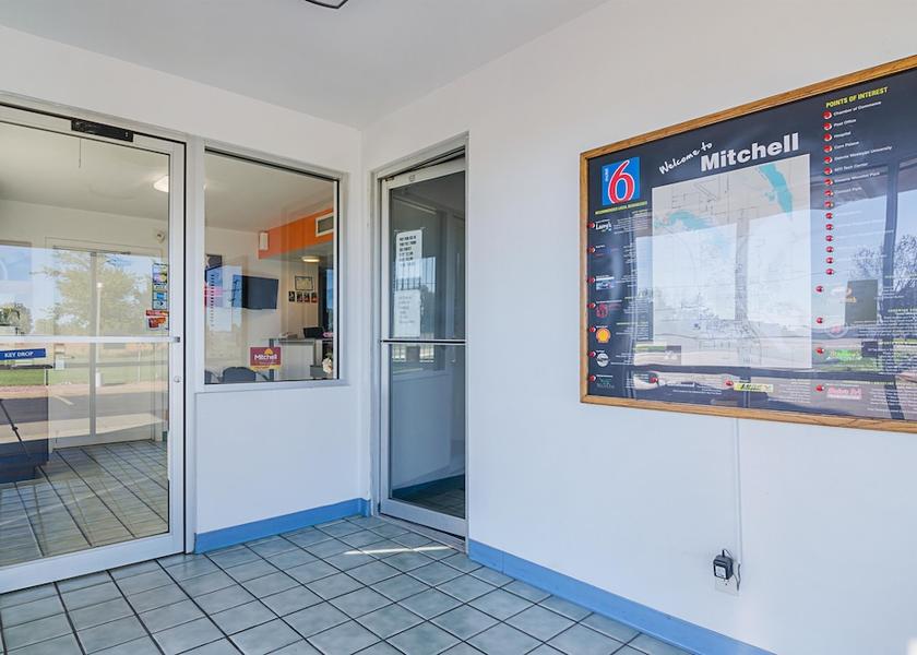 South Dakota Mitchell Interior Entrance