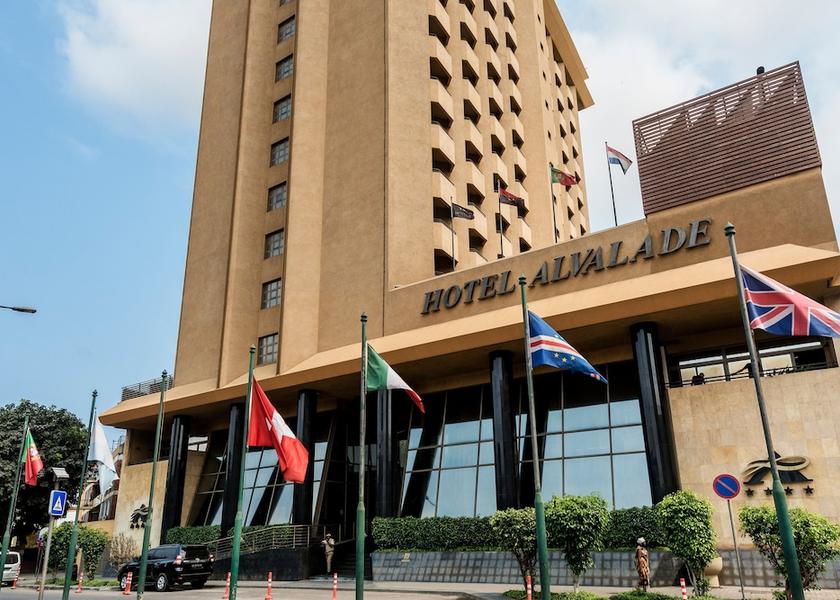  Luanda Exterior Detail