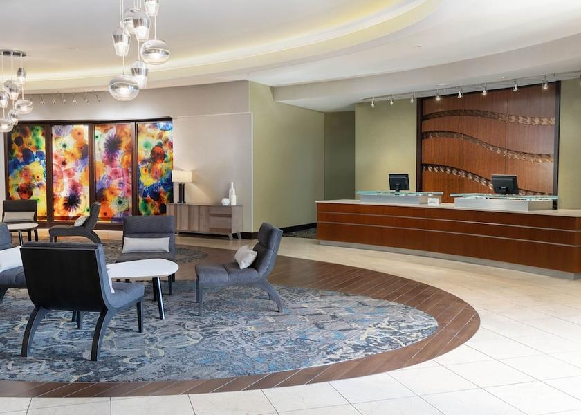 Illinois Niles Lobby