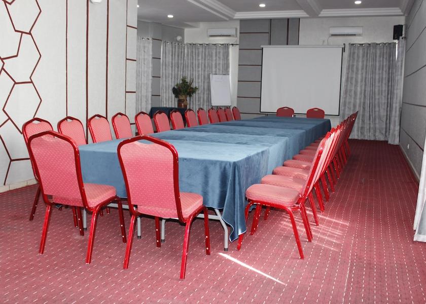  Douala Meeting Room