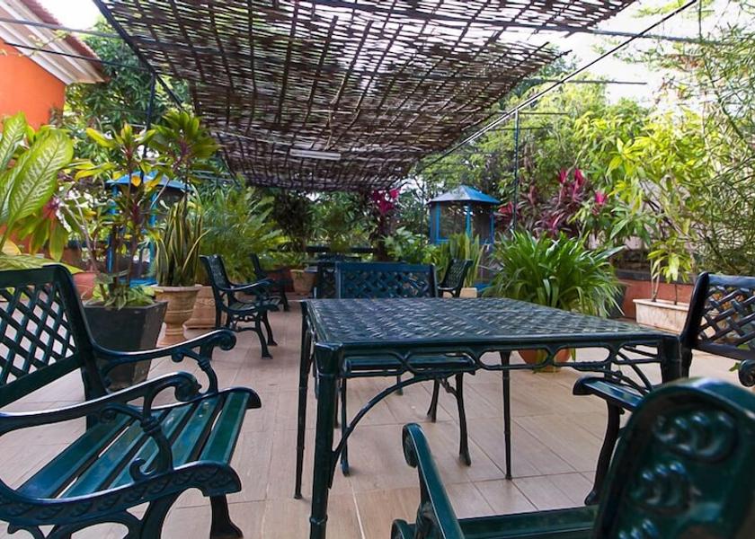  Bissau Porch