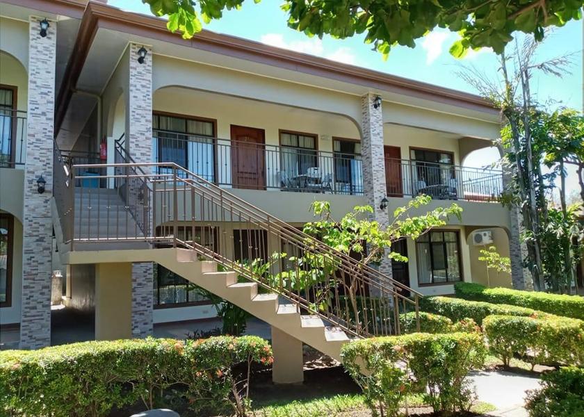 Guanacaste Sardinal Facade