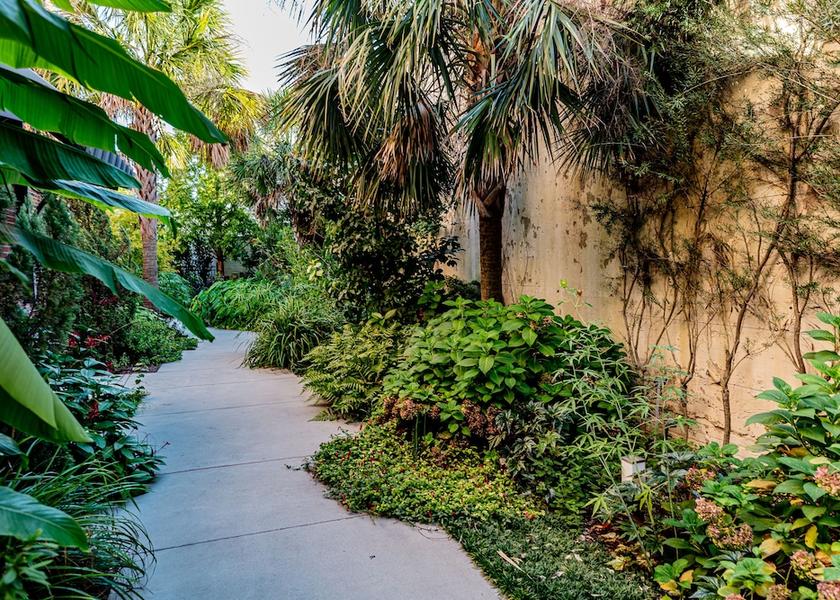 Florida Lake City Exterior Detail