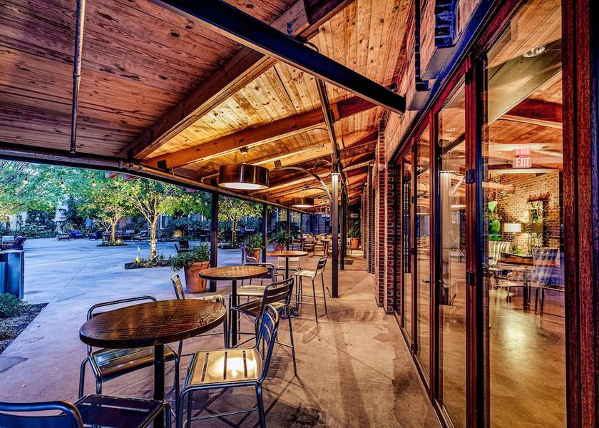 Florida Lake City Exterior Detail