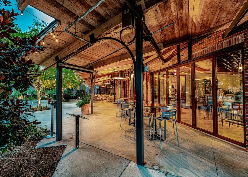 Florida Lake City Exterior Detail