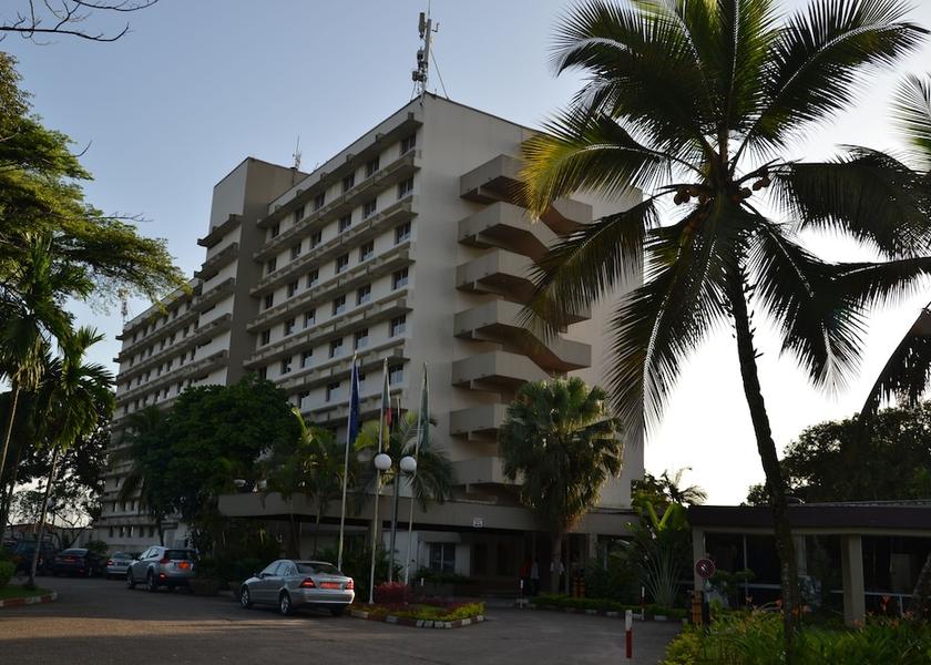  Douala Facade