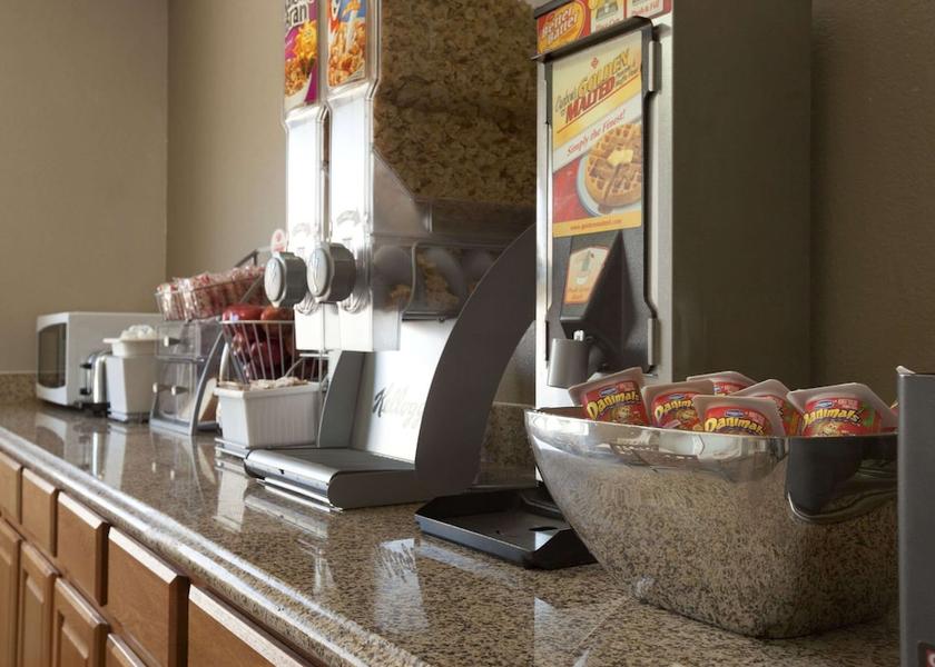 California Fremont Breakfast Area