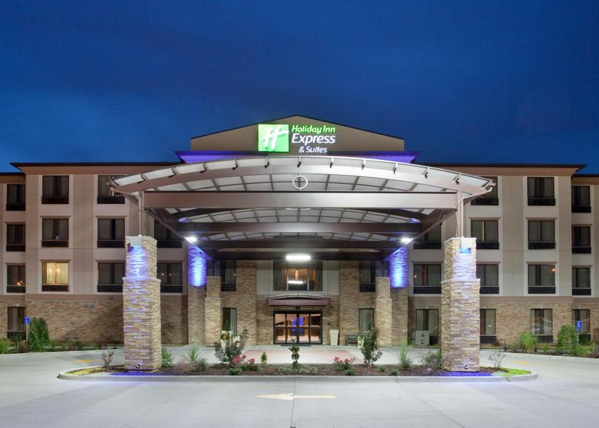 Missouri St. Louis Hotel Exterior