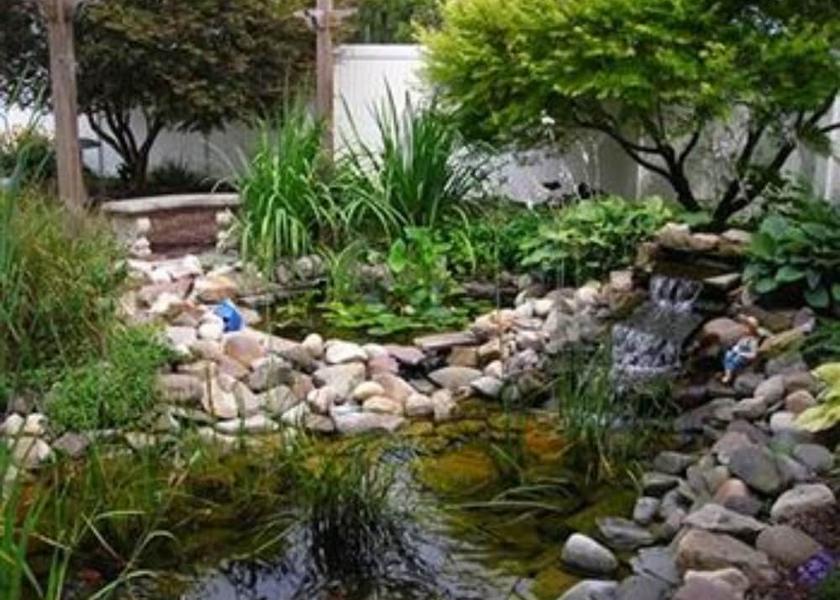 Pennsylvania Centre Hall Garden