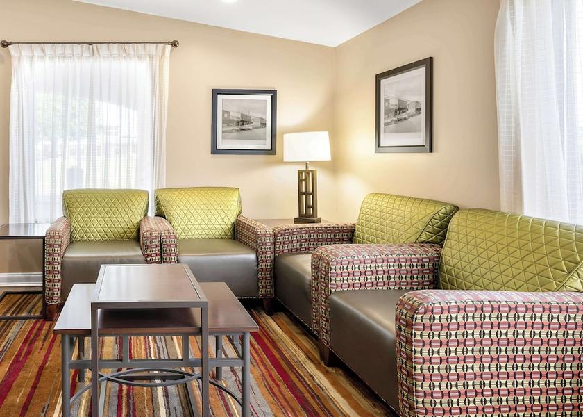 Maine Northport Lobby