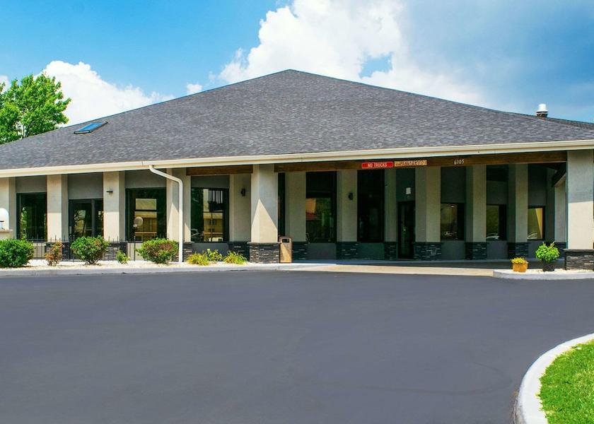 Indiana Plainfield Exterior Detail