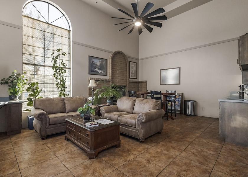 California Sonora Lobby