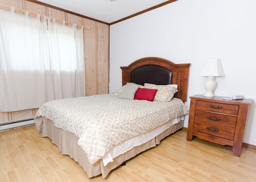 West Virginia Snowshoe Room