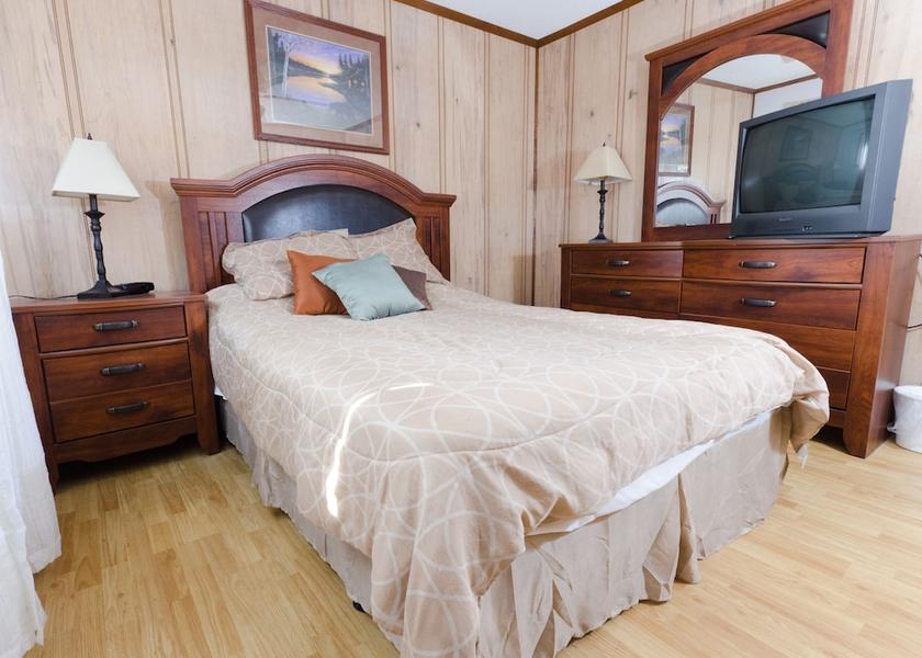 West Virginia Snowshoe Room