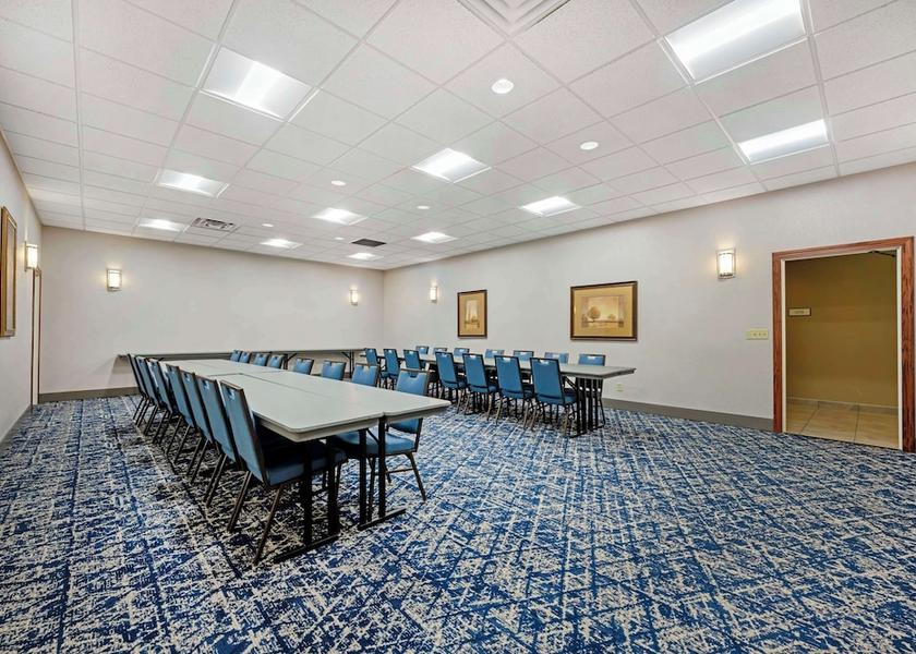 Nebraska Kearney Meeting Room