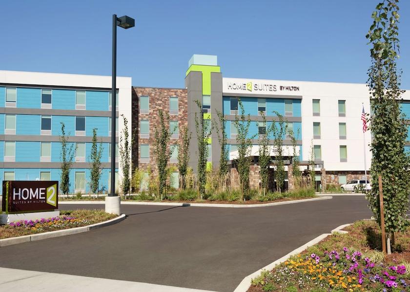 Washington Tukwila Exterior Detail