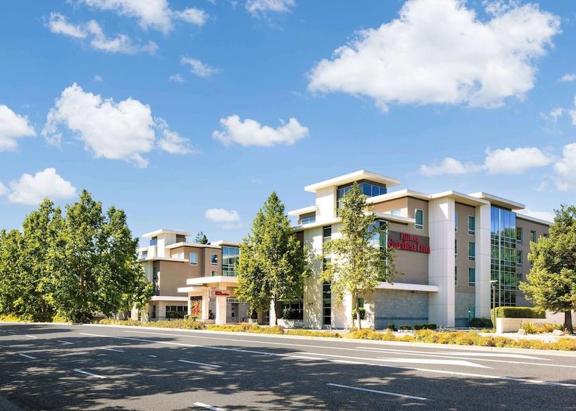 California Palo Alto Exterior