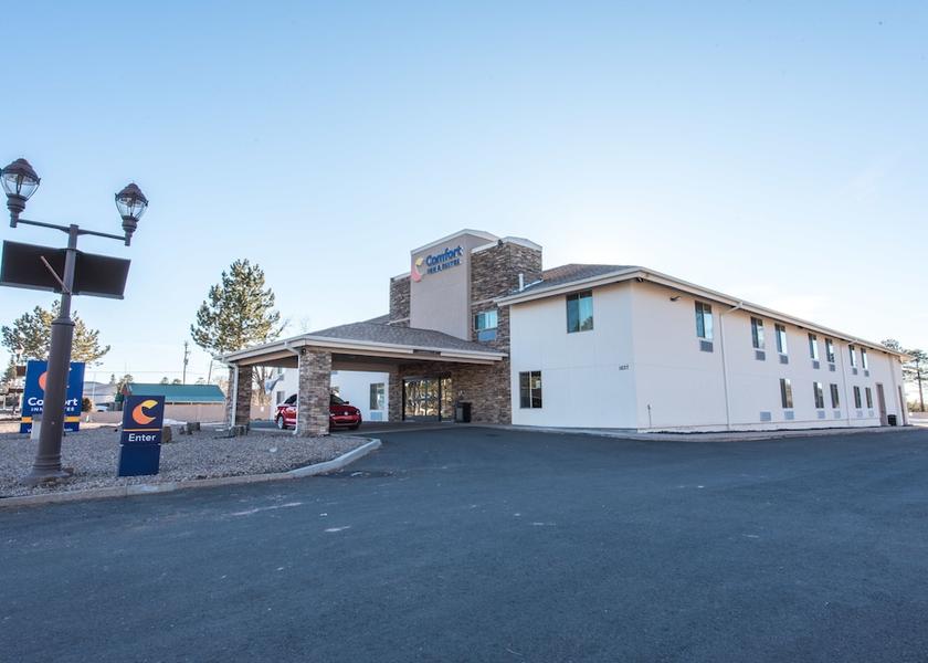 Arizona Lakeside Exterior Detail