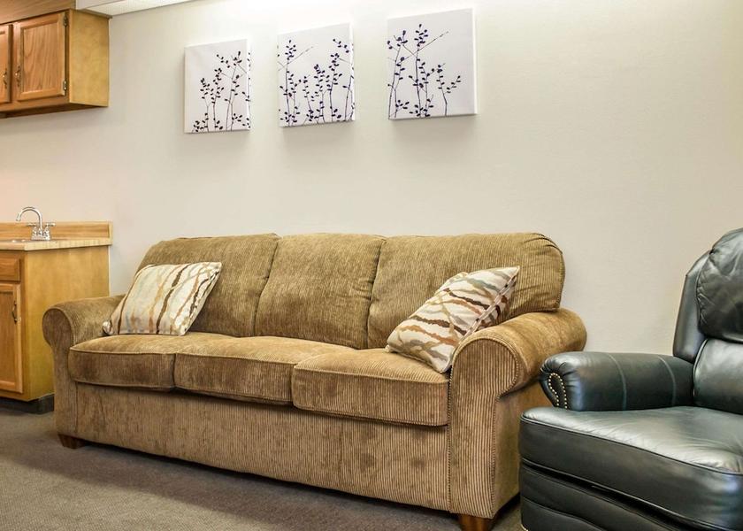 Missouri Bolivar Room