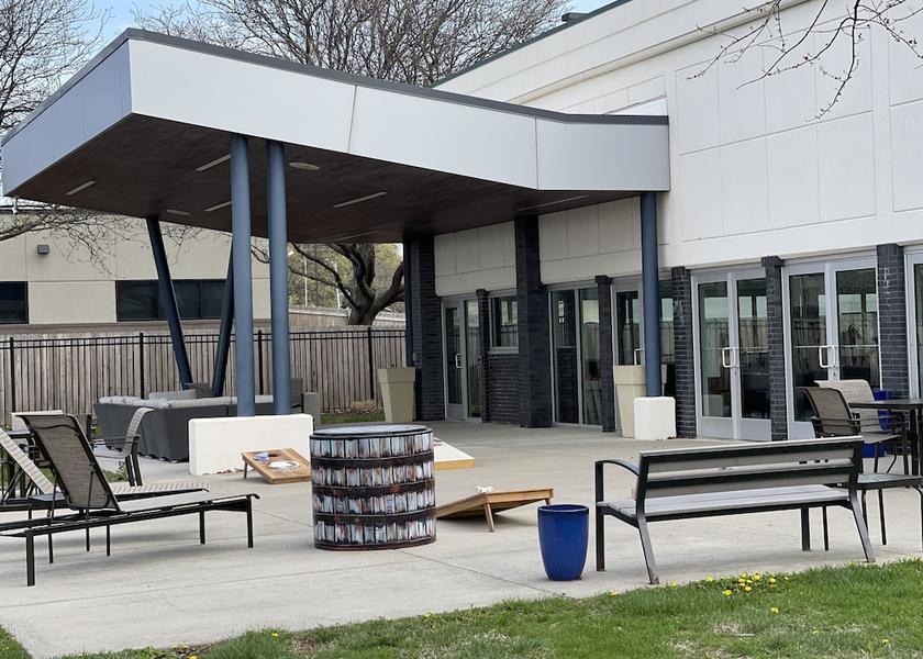 Nebraska Omaha Terrace/patio