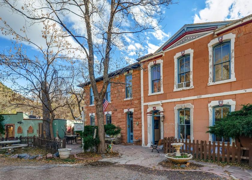 Colorado Morrison Primary image