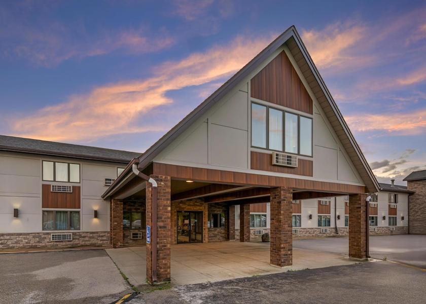 Wisconsin Sturgeon Bay Exterior Detail