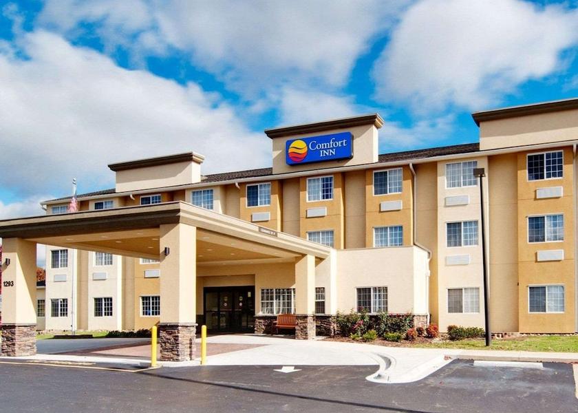 North Carolina Mount Airy Primary image