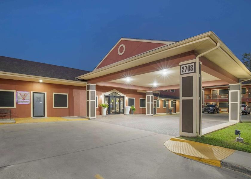 Texas Edinburg Exterior Detail