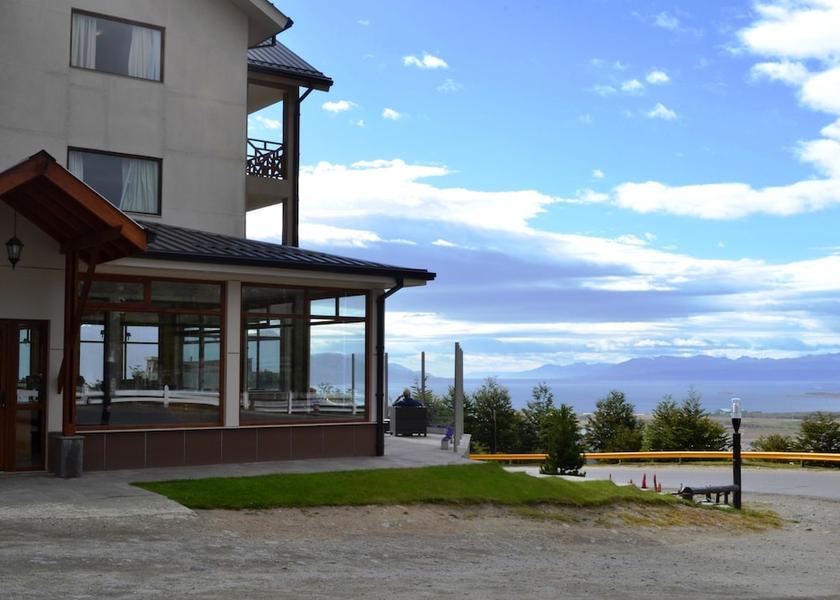 Magallanes Ushuaia Facade