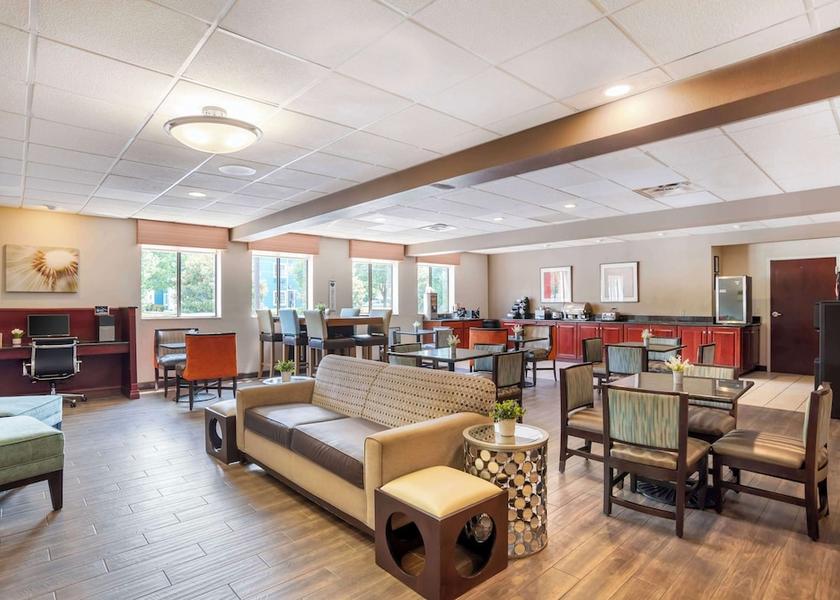 Alabama Pelham Breakfast Area