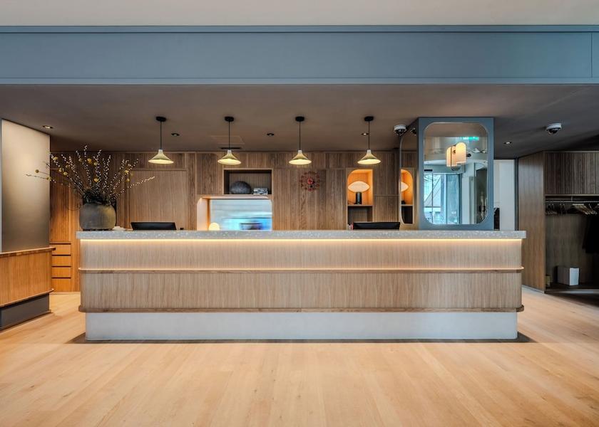 Canton of Zurich Zurich Reception