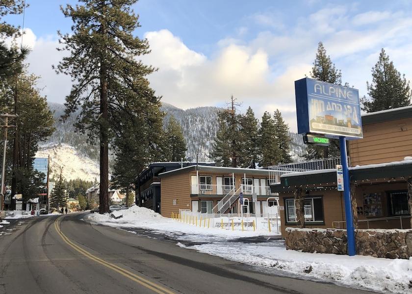 California South Lake Tahoe Facade