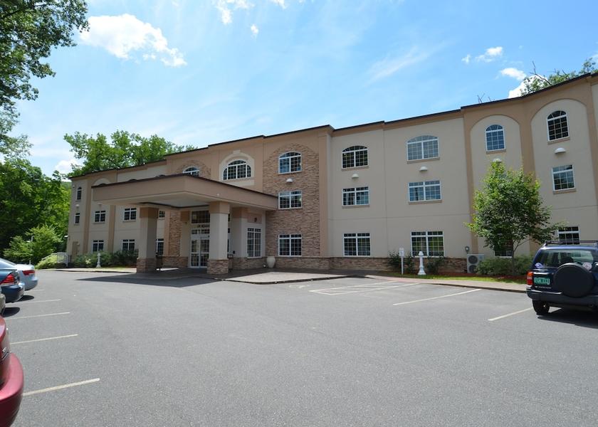 New Hampshire West Chesterfield Facade