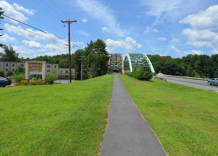 New Hampshire West Chesterfield Entrance