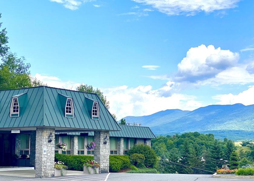 Connecticut Waterbury Exterior Detail